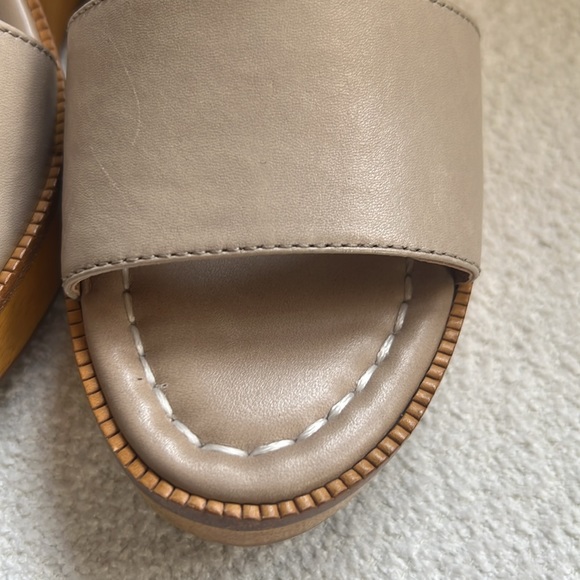 Women’s Bernardo Sandals - Picture 8 of 8